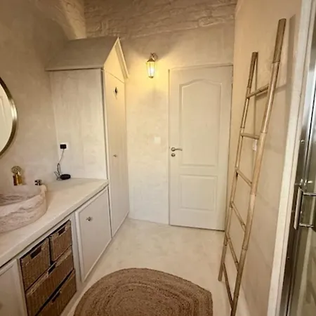 Charming House With Pool 10 Min From La Rochelle