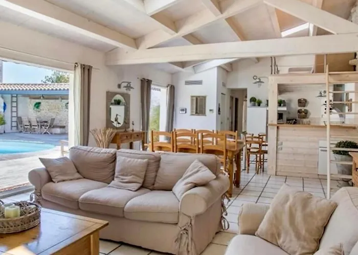 Сasa de vacaciones Charming House With Pool 10 Min From La Rochelle *