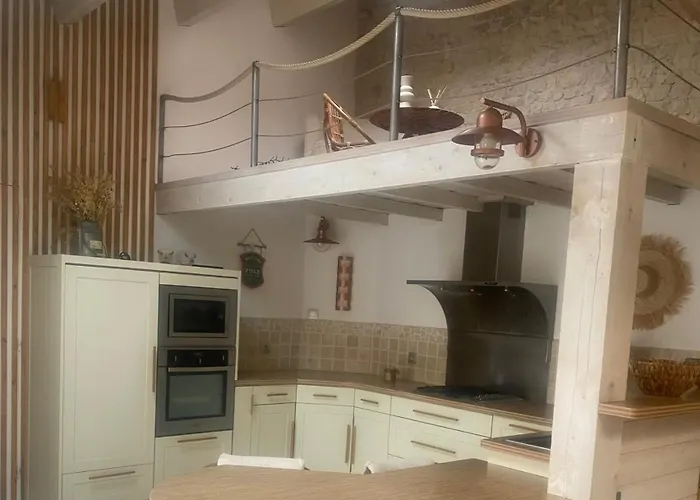 Charming House With Pool 10 Min From La Rochelle Ferienhaus