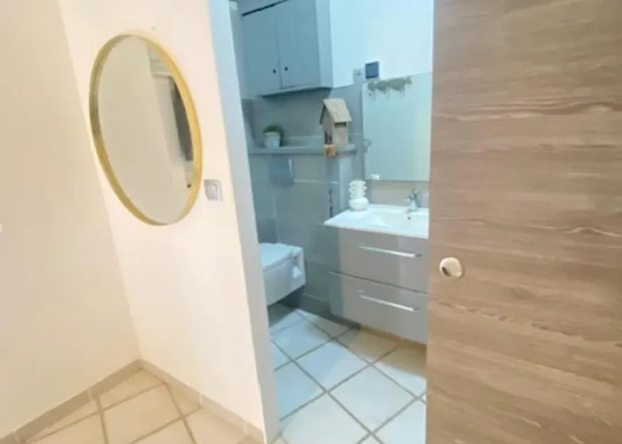 Сasa de vacaciones Charming House With Pool 10 Min From La Rochelle